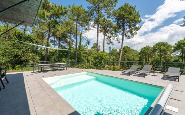 Maison à vendre    6 pièces •  Biscarrosse