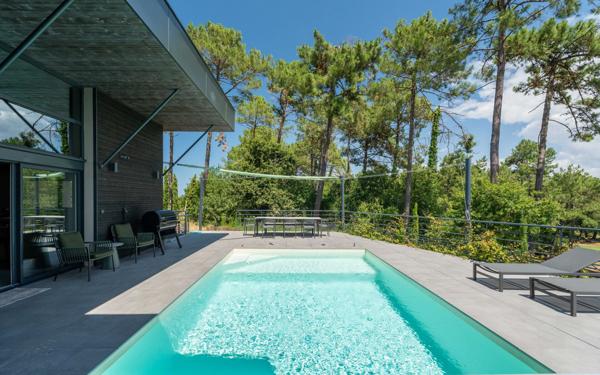 Maison à vendre    6 pièces •  Biscarrosse