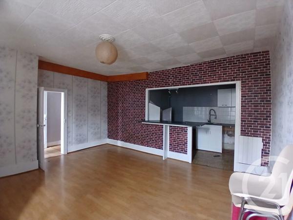 Immeuble à vendre  280 m 2   COMMENTRY  - 03