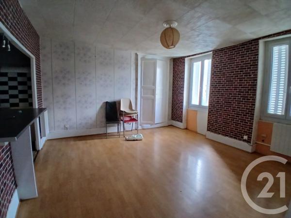 Immeuble à vendre  280 m 2   COMMENTRY  - 03