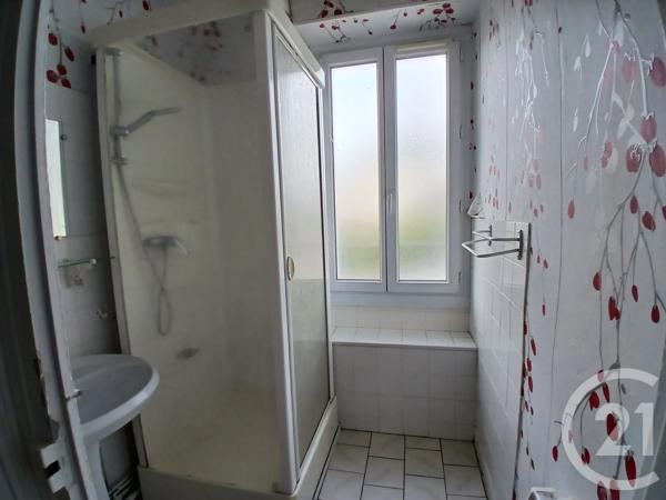 Immeuble à vendre  280 m 2   COMMENTRY  - 03