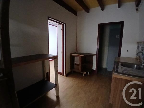 Immeuble à vendre  280 m 2   COMMENTRY  - 03