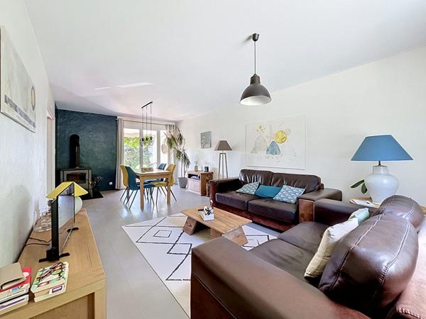 EXCLUSIVITE - MAISON DE 128 M² SUR 8840 M² DE TERRAIN AVEC PISCINE