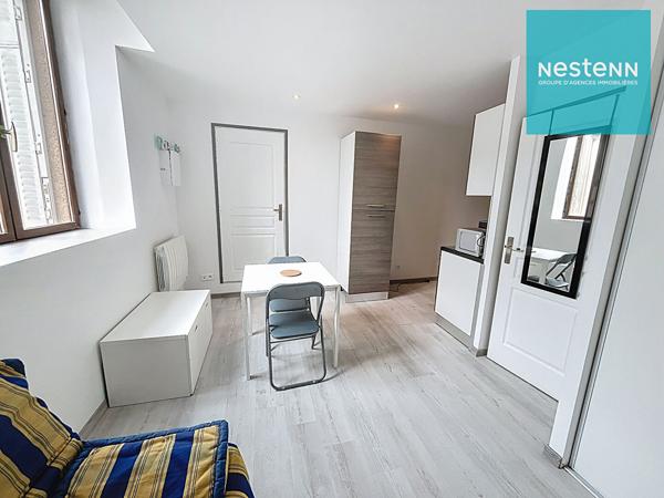 Studio Montbrison 22 m² - meublé - en plein centre et proche de toutes les écoles