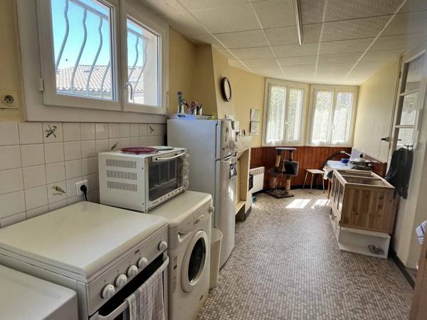ENSEMBLE IMMOBILIER - MESCHERS