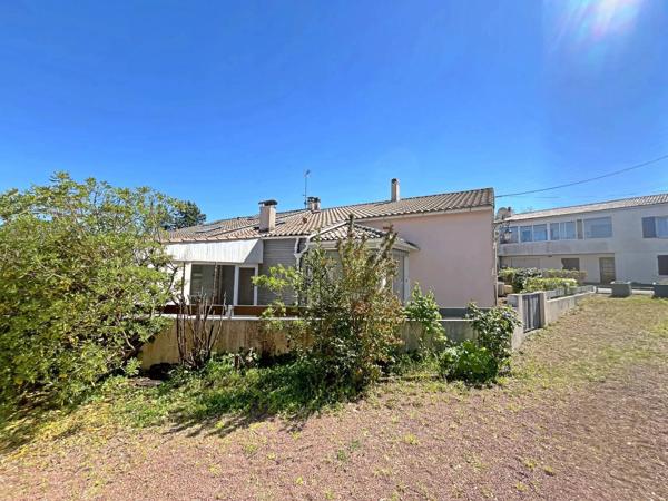 ENSEMBLE IMMOBILIER - MESCHERS