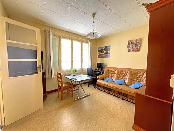 ENSEMBLE IMMOBILIER - MESCHERS
