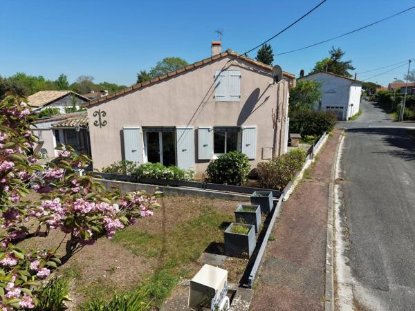 ENSEMBLE IMMOBILIER - MESCHERS