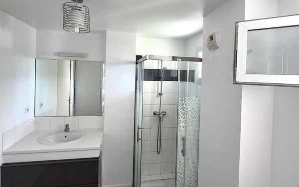 Appartement à vendre    2 pièces • 42,40 m2 Brie-Comte-Robert