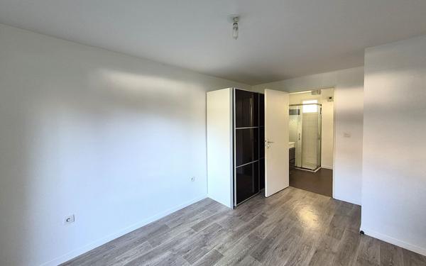 Appartement à vendre    2 pièces • 42,40 m2 Brie-Comte-Robert