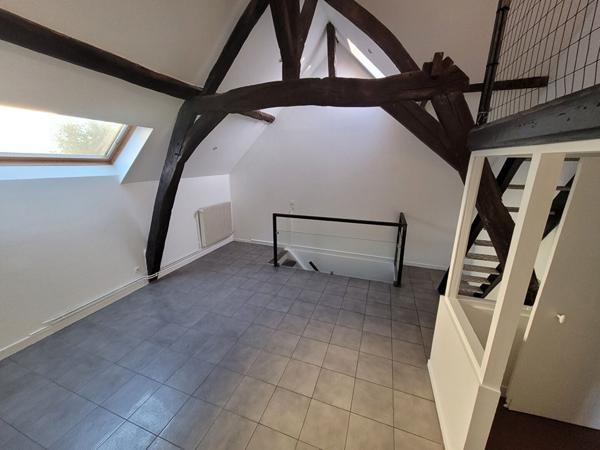 Immeuble de 232, 89 m² Verrieres Le Buisson