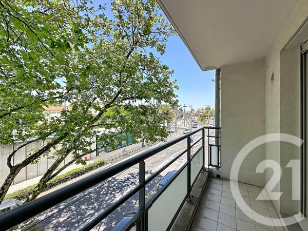 Appartement F2 à vendre  2 pièces - 37,53 m 2   CALUIRE ET CUIRE  - 69