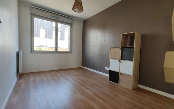 Appartement à vendre    3 pièces • 52,44 m2 Éragny