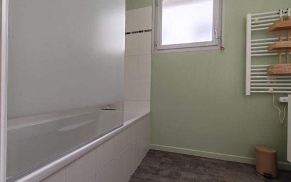 Appartement à vendre    3 pièces • 52,44 m2 Éragny