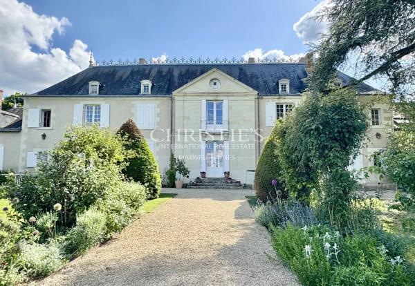 Elegante propriété avec 12 hectares de jardins et de terrain