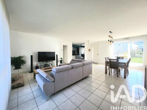 Maison à vendre 5 pièces 106 m² Charleville-Mézières