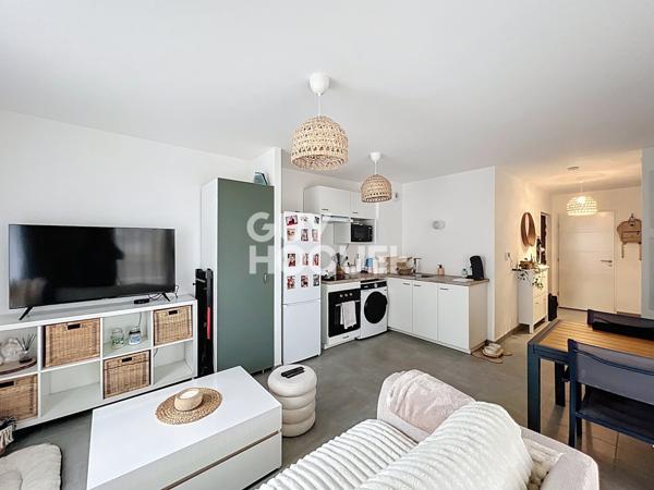 APPARTEMENT À LOUER DE 2 PIÈCES DE 44,00 M²