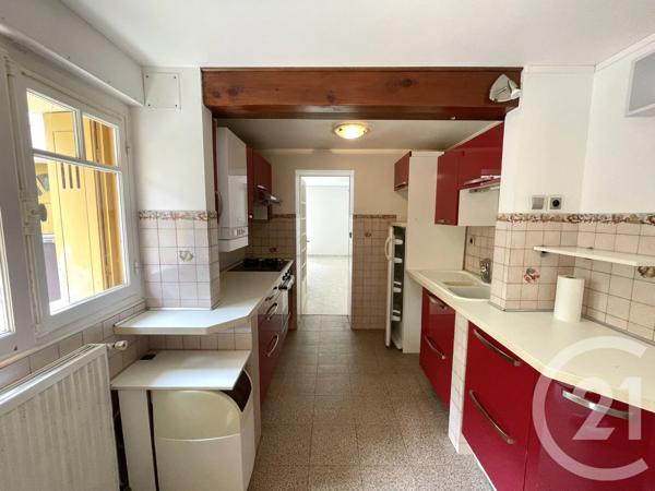 Appartement T5 à vendre  5 pièces - 106,31 m 2   ST GEORGES DE DIDONNE  - 17