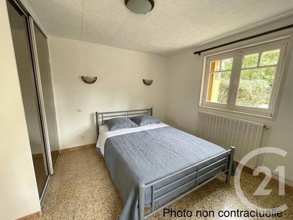 Appartement T5 à vendre  5 pièces - 106,31 m 2   ST GEORGES DE DIDONNE  - 17