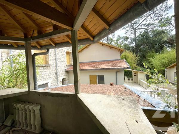 Appartement T5 à vendre  5 pièces - 106,31 m 2   ST GEORGES DE DIDONNE  - 17