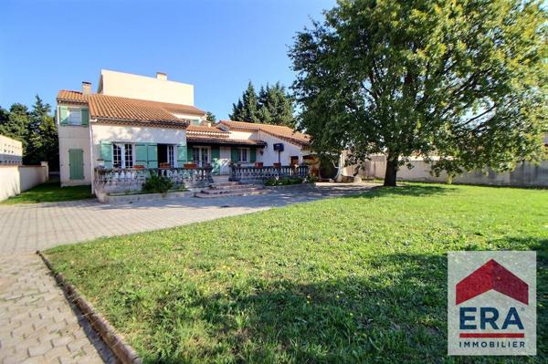 Maison Pierrelatte 5 pièces - 194m² - 950m² de terrain