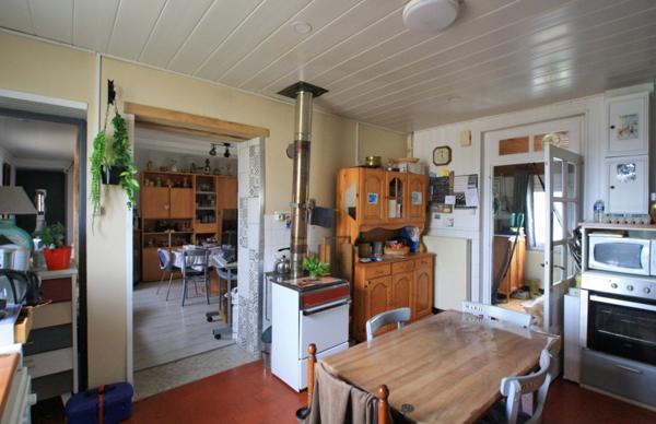 Maison 56 m² avec une seconde maison de 36 m², sur une terrain de 1700 m².