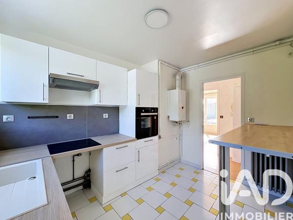 Appartement à vendre 4 pièces 81 m² Notre-Dame-de-Bondeville