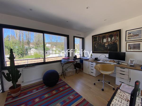 Maison 8 pièces - 245 m² Bien prestige