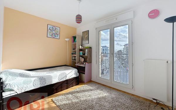 Appartement à vendre    5 pièces • 98 m2 Châtillon