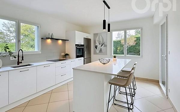 Maison à vendre    5 pièces • 190 m2 Veigy-Foncenex