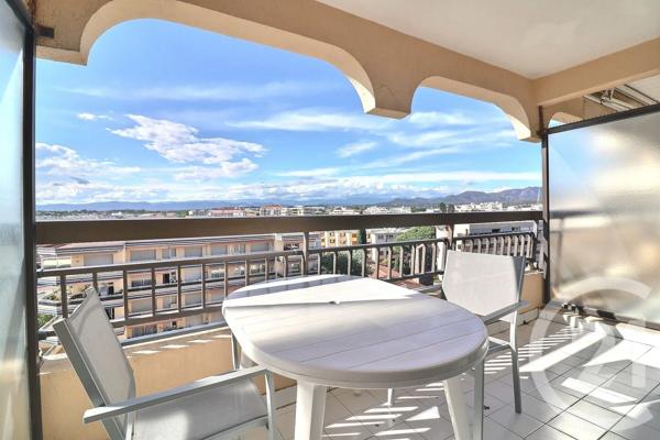 Appartement Studio à vendre  1 pièce - 25 m 2   ST RAPHAEL  - 83