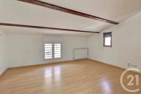 Maison à vendre  6 pièces - 161 m 2   AUBIGNAN  - 84