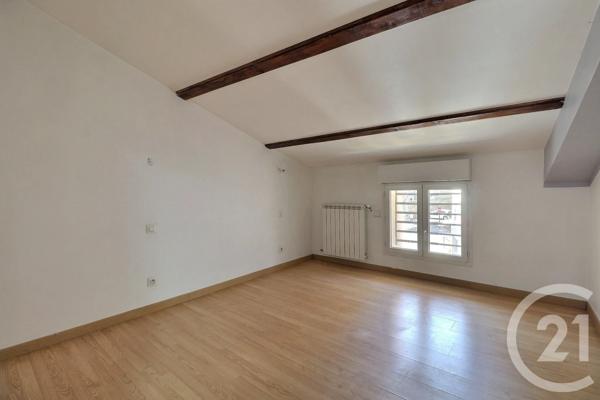 Maison à vendre  6 pièces - 161 m 2   AUBIGNAN  - 84