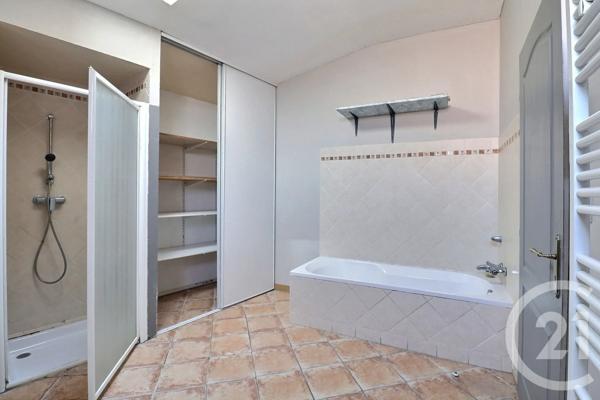 Maison à vendre  6 pièces - 161 m 2   AUBIGNAN  - 84