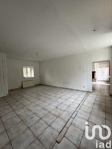 Maison traditionnelle 5 pièces de 188 m² à Charly (18350)