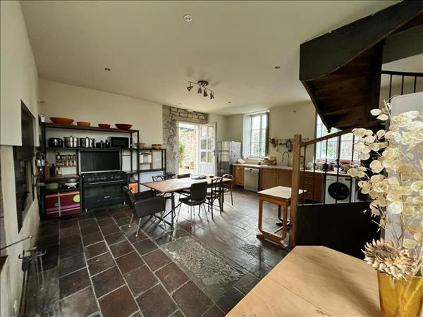 Maison à vendre |  Septfonds |  9 pièces | 346 m²