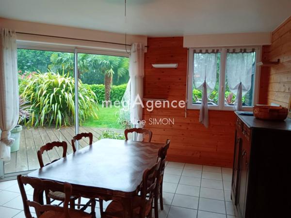 Maison à Pontorson, 50170 - 6 pièces 124m²