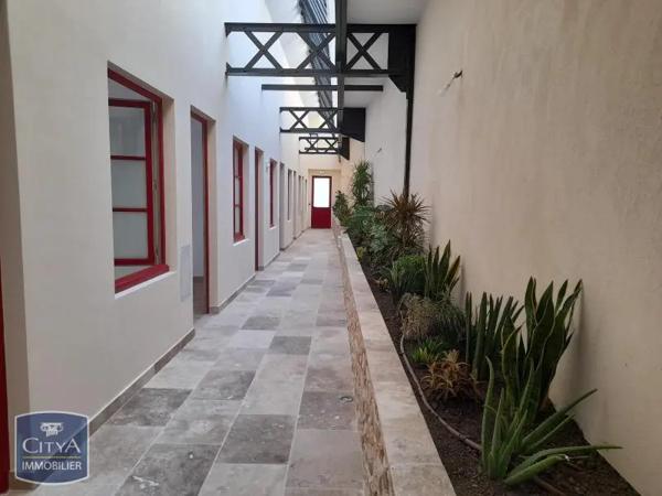 Local professionnel à louer 27m² Villefranche-sur-Saône (69400)