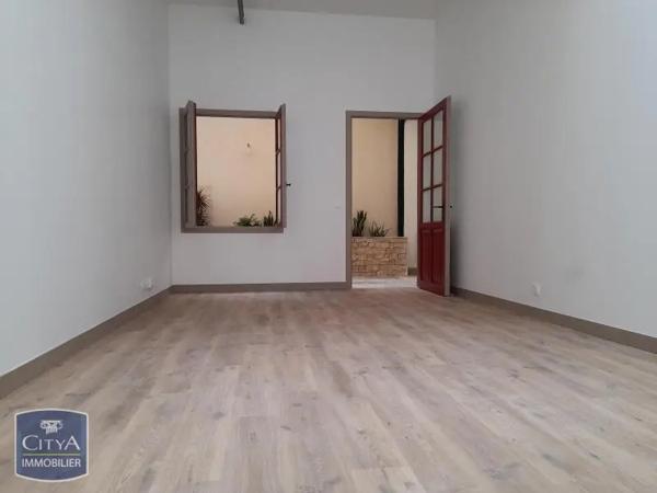 Local professionnel à louer 27m² Villefranche-sur-Saône (69400)