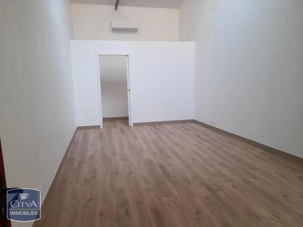 Local professionnel à louer 27m² Villefranche-sur-Saône (69400)