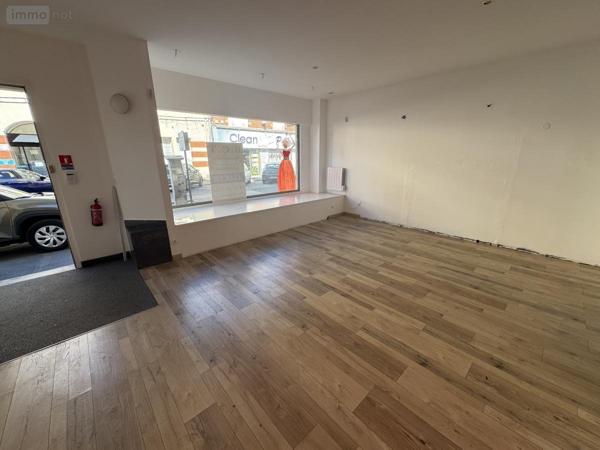 Fonds et/ou murs commerciaux à louer à Cambrai dans le Nord (59400), ref : 59084-L1501