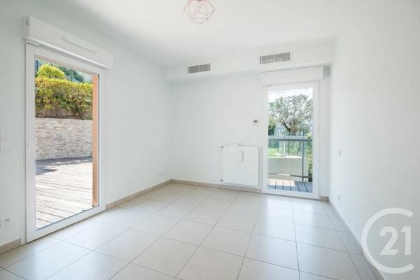 Appartement F4 à vendre  4 pièces - 114,50 m 2   NICE  - 06
