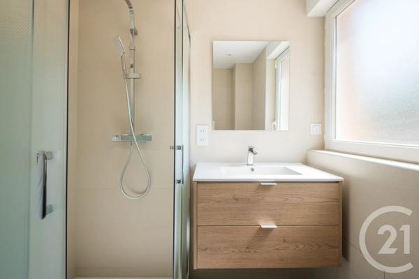 Appartement F4 à vendre  4 pièces - 114,50 m 2   NICE  - 06