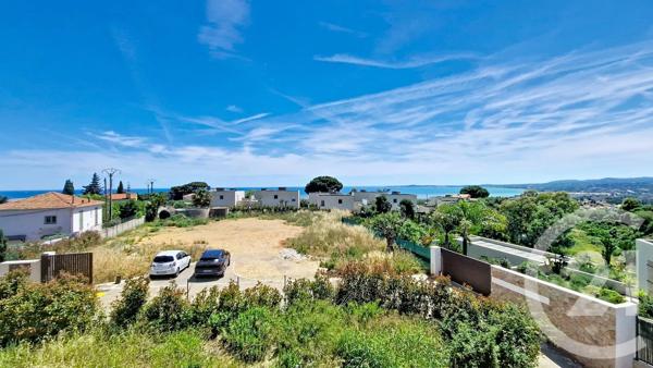 Maison à vendre  4 pièces - 192,90 m 2   CAGNES SUR MER  - 06