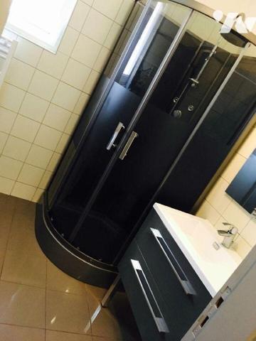 Immeuble de rapport en excellent état d'entretien, composé de 2 appartements loués, à savoir : ...