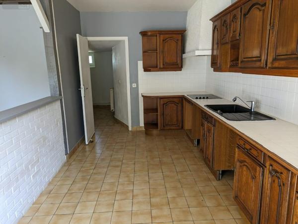 Maison à vendre à Changé dans la Sarthe (72560), ref : CHM44