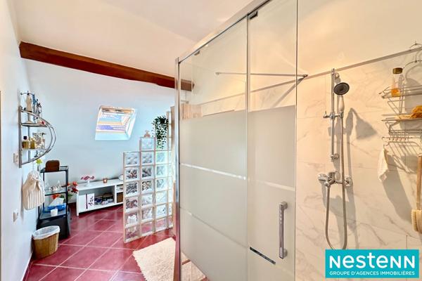 MAISON 64 M² -VILLEURBANNE - STATIONNEMENT - CAVE - PROCHE COMMODITES