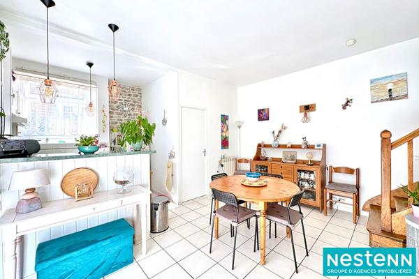 MAISON 64 M² -VILLEURBANNE - STATIONNEMENT - CAVE - PROCHE COMMODITES