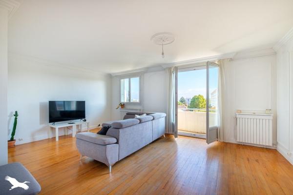 Appartement à vendre |  Bron |  3 pièces | 64 m²