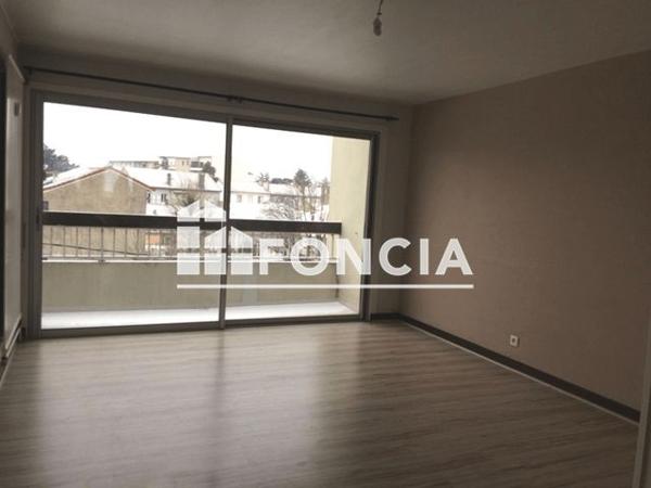 Location Appartement 2 pièces 51.3 m² - 102 AVENUE VICTOR HUGO Valence 26000